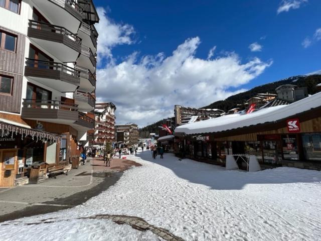 Appartement La Tania 2 Pieces Garage Dans Chalet Pied Pistes Exterior foto